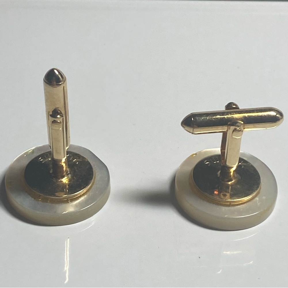 Unisex Swank Mother of Pearl Cuff Links. - Picture 3 of 4